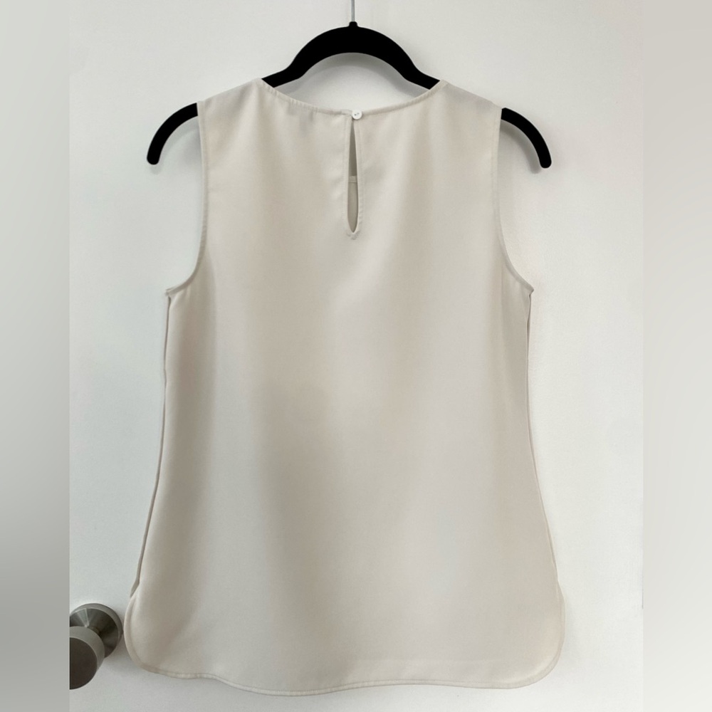 NWOT Brass Clothing High Neck Shell in XS - Picture 4 of 4